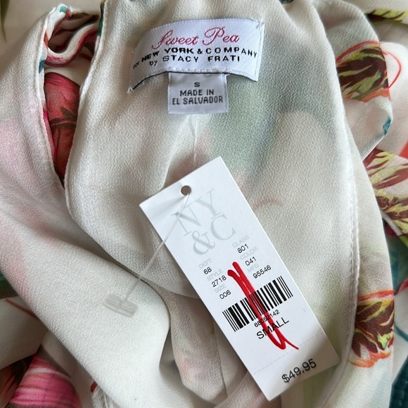 Sweet Pea x New York & Company Birds of Paradise Flower Bow Neck Top Shirt NWT - Picture 7 of 9